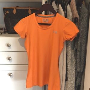 Under Amour Top